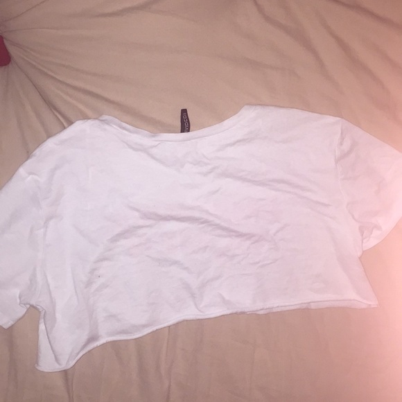 White crop top - Picture 2 of 2